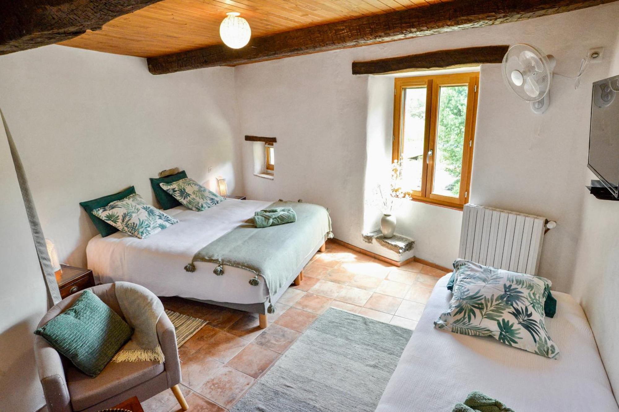 Mas De Boissiere - Chambres D'Hotes Avec Piscine Et Jacuzzi Cros  ภายนอก รูปภาพ